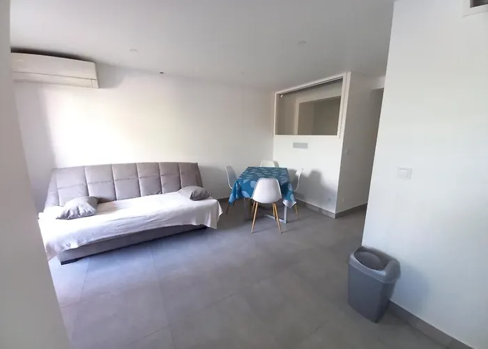 Appartement T2 A Cote De La